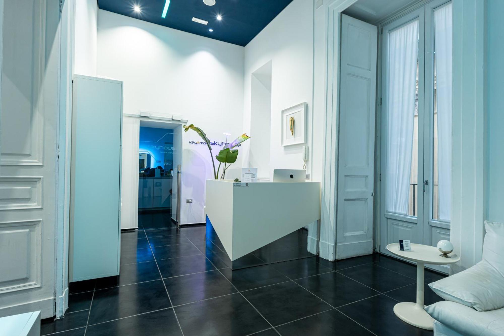 Bed and breakfast Skyhouse Chiatamone 2*